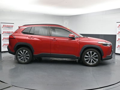 2022 Toyota Corolla Cross XLE