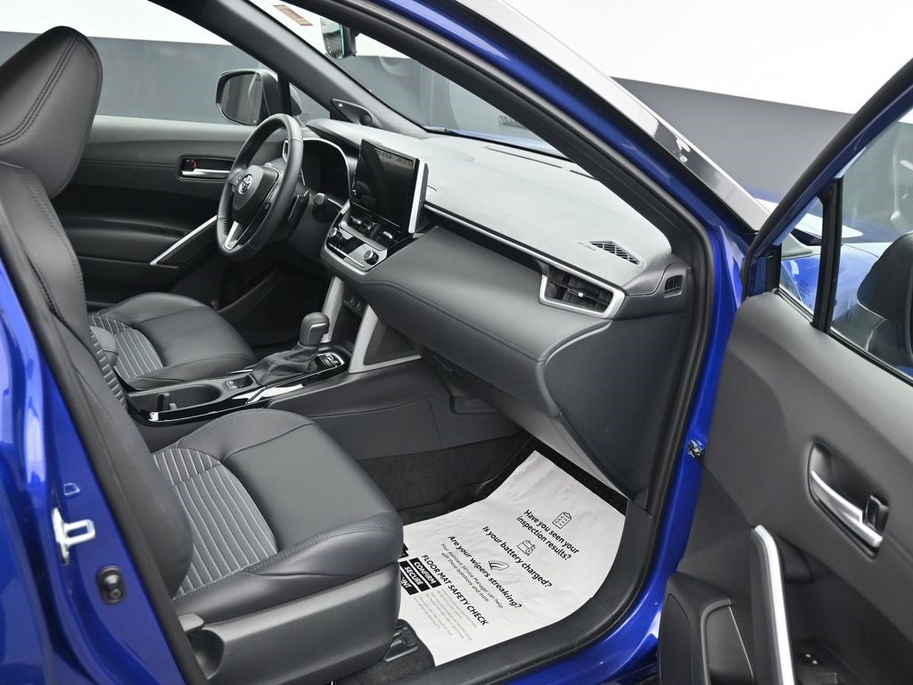 2024 Toyota Corolla Cross Hybrid XSE