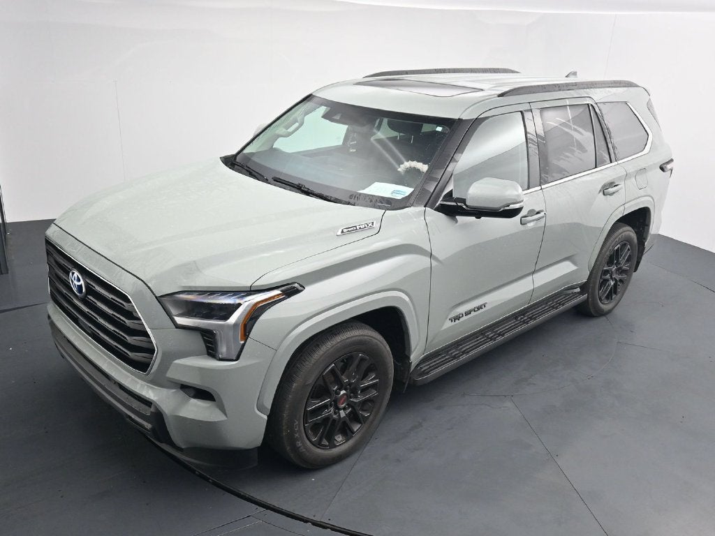 2024 Toyota Sequoia SR5