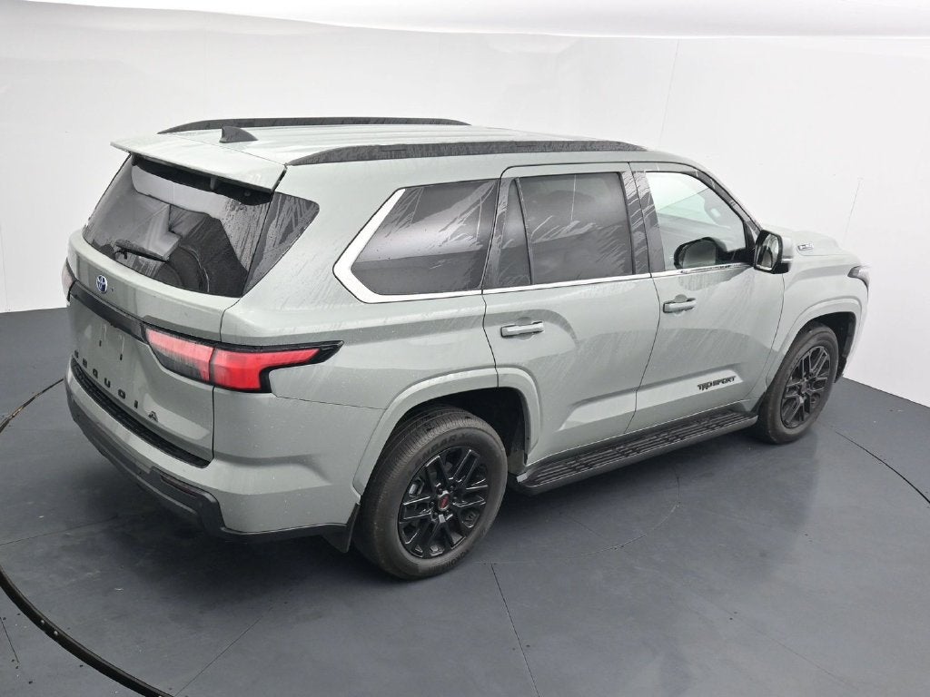 2024 Toyota Sequoia SR5