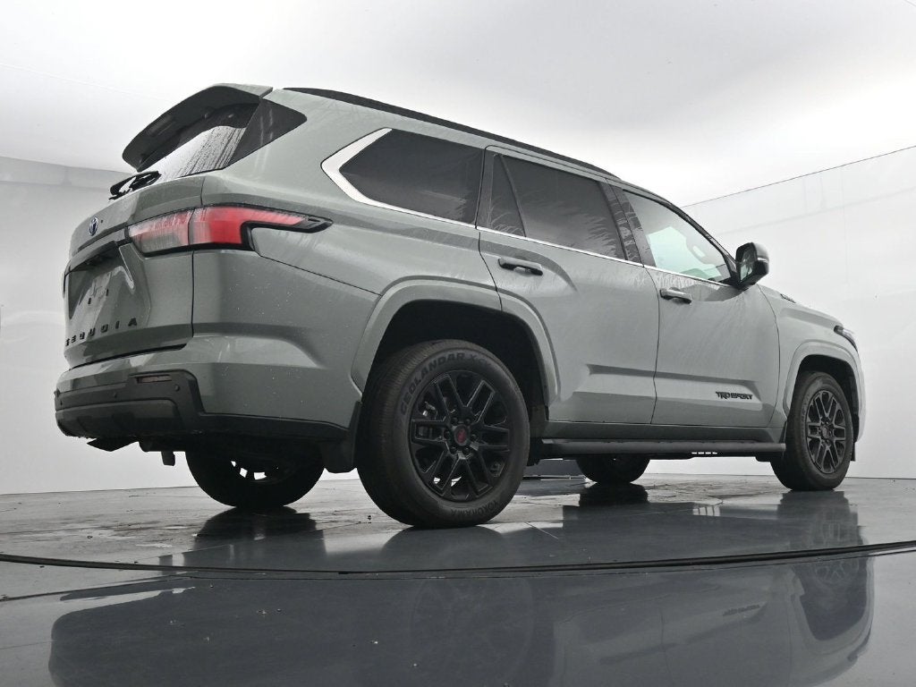 2024 Toyota Sequoia SR5