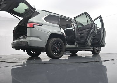 2024 Toyota Sequoia SR5