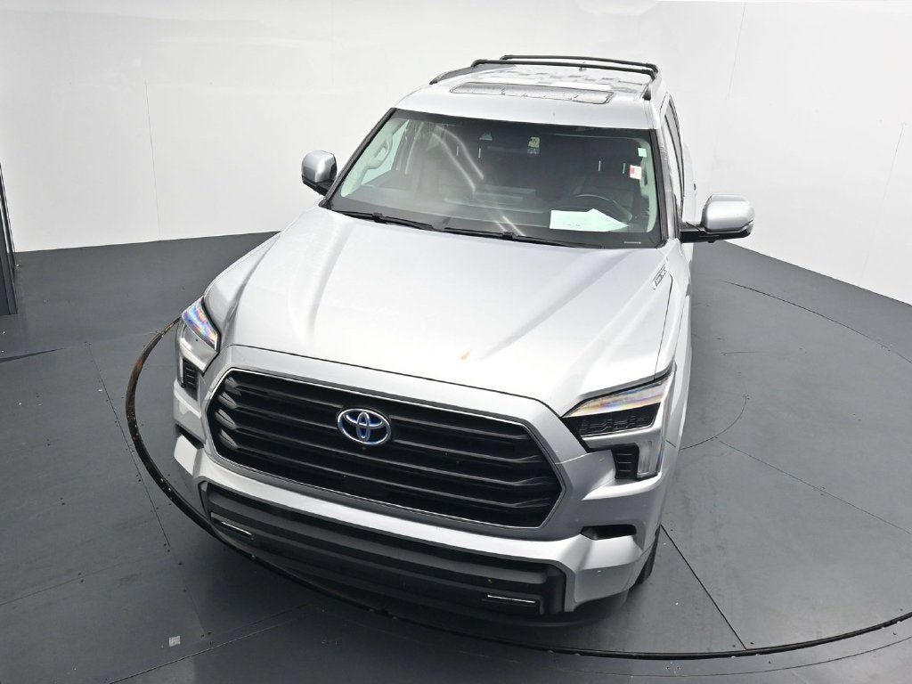 2024 Toyota Sequoia SR5