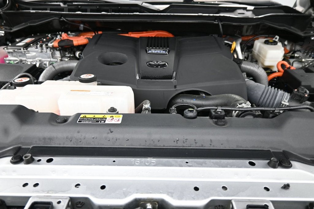 2024 Toyota Sequoia SR5