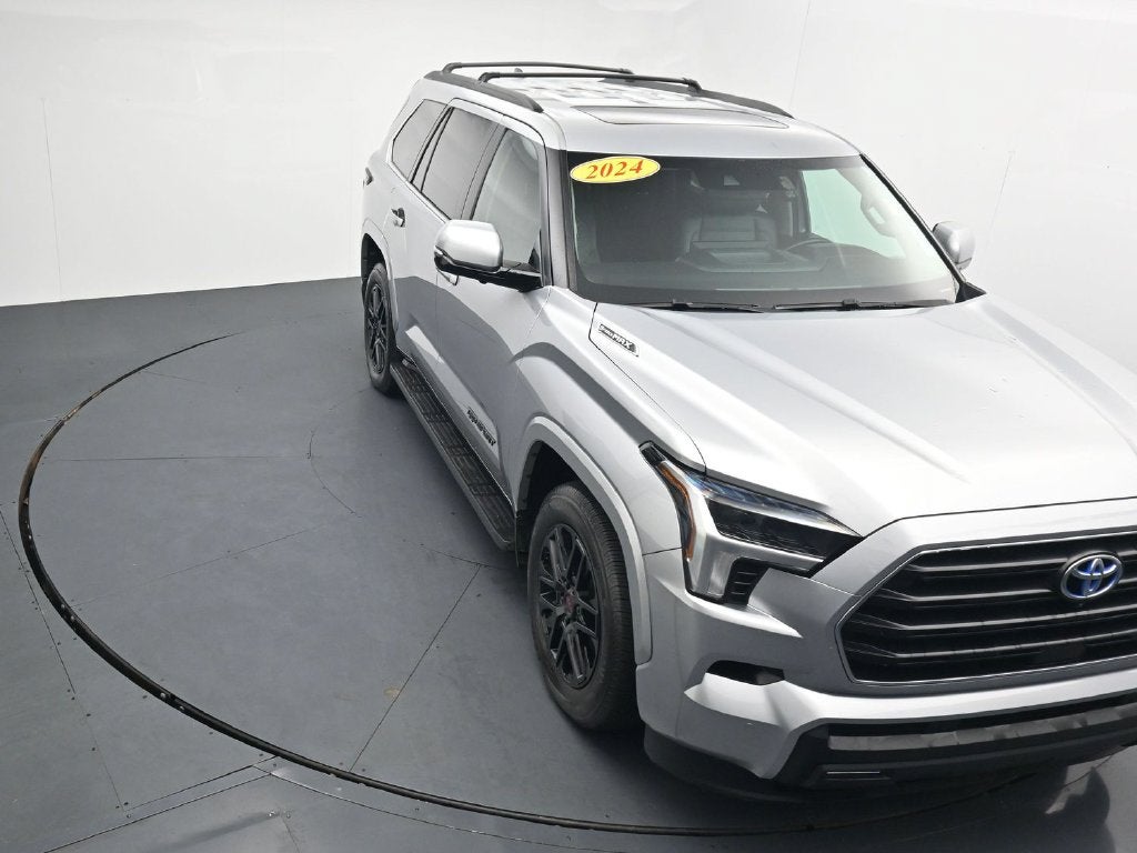 2024 Toyota Sequoia SR5