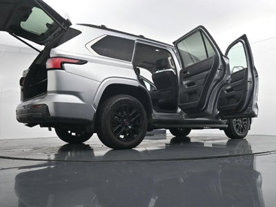 2024 Toyota Sequoia SR5