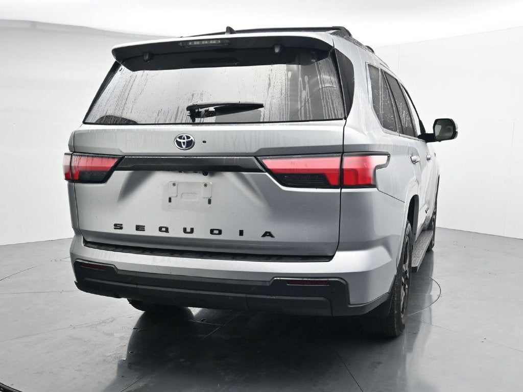 2024 Toyota Sequoia SR5