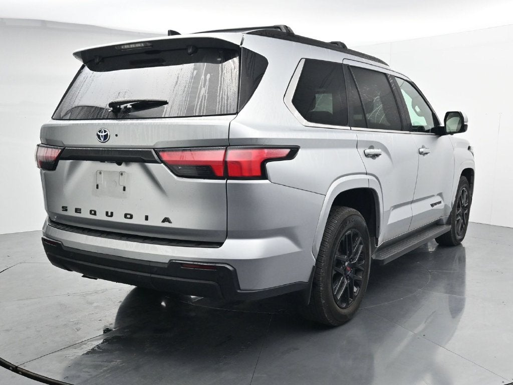 2024 Toyota Sequoia SR5