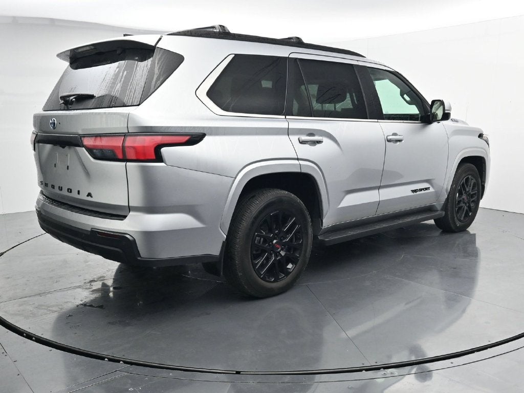 2024 Toyota Sequoia SR5
