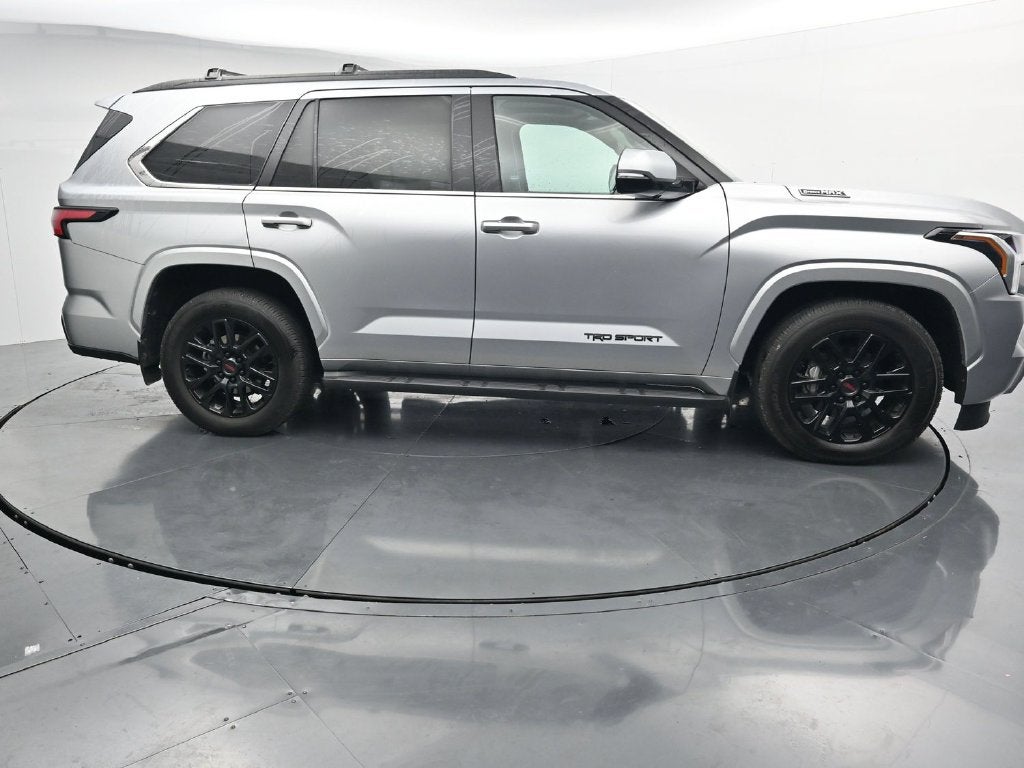 2024 Toyota Sequoia SR5
