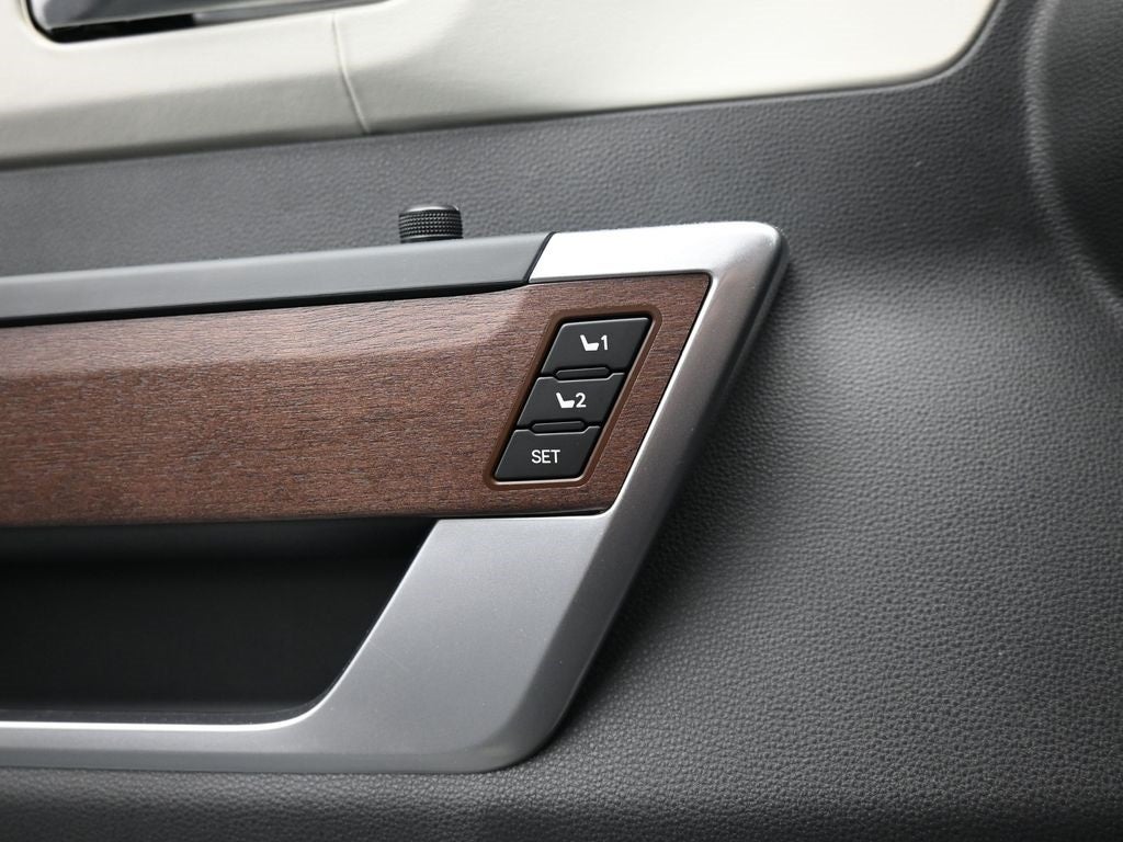 2025 Toyota Sequoia Capstone