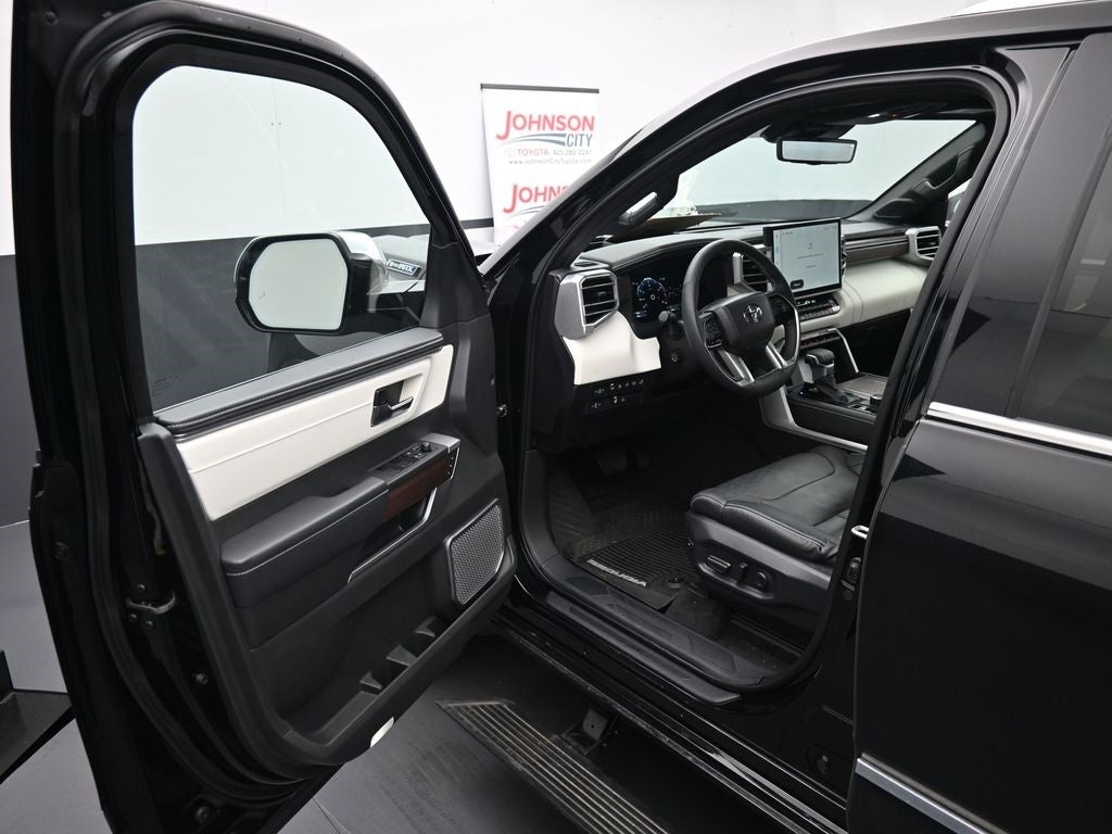 2025 Toyota Sequoia Capstone