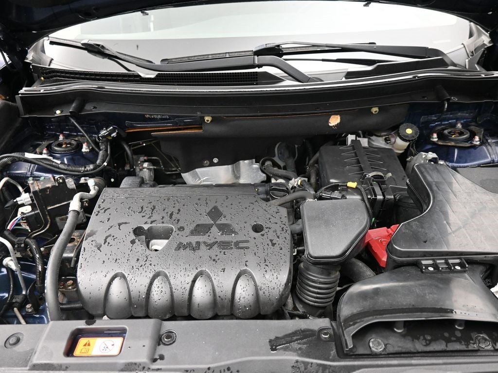 2017 Mitsubishi Outlander ES