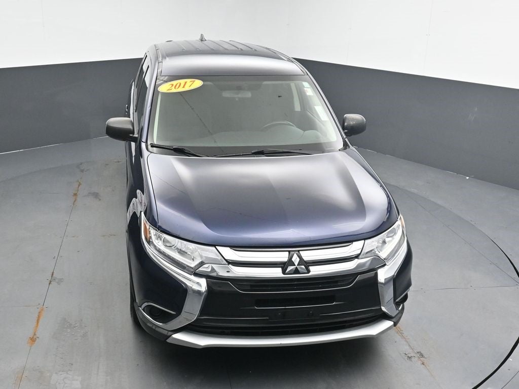 2017 Mitsubishi Outlander ES