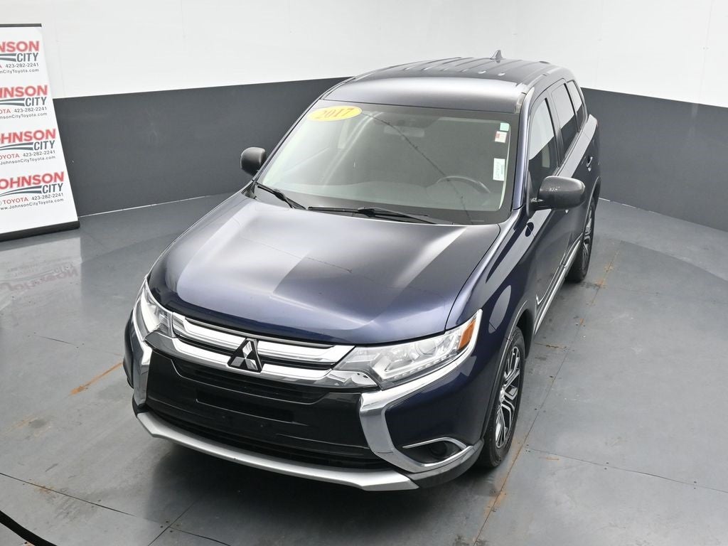 2017 Mitsubishi Outlander ES