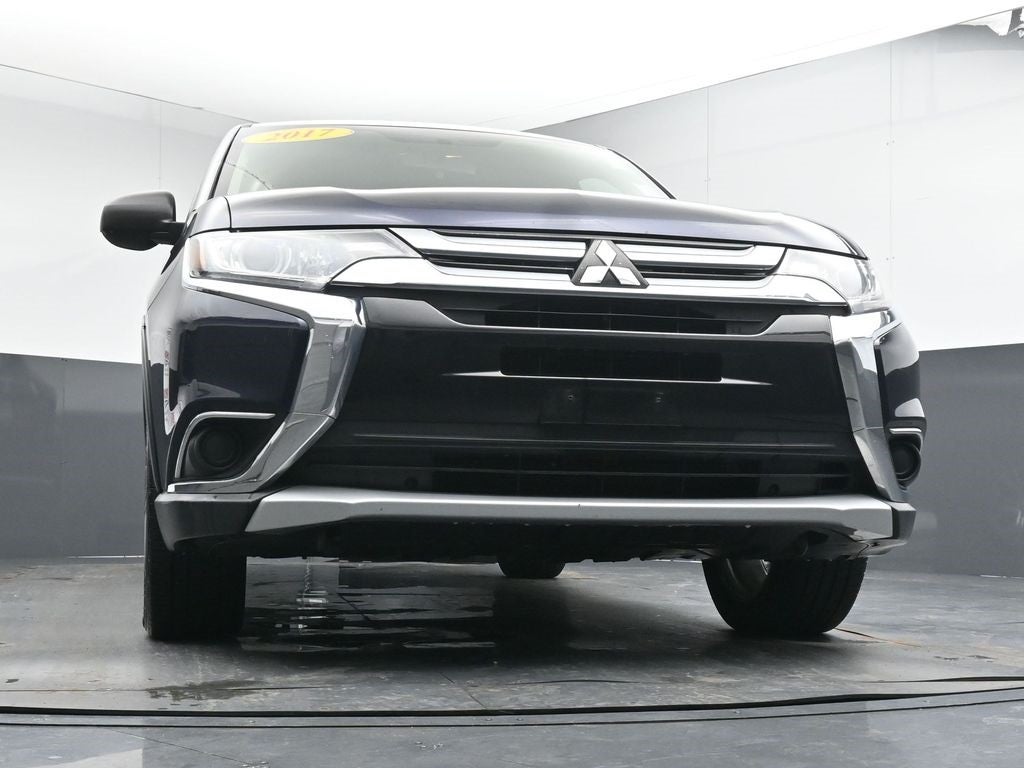 2017 Mitsubishi Outlander ES