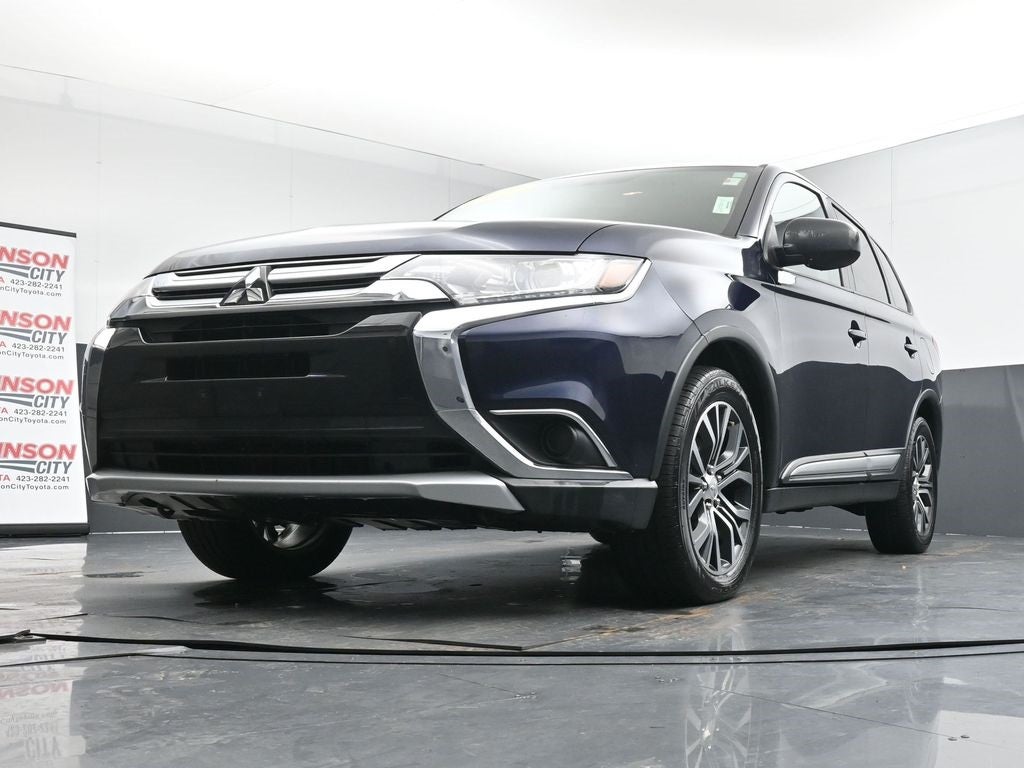 2017 Mitsubishi Outlander ES