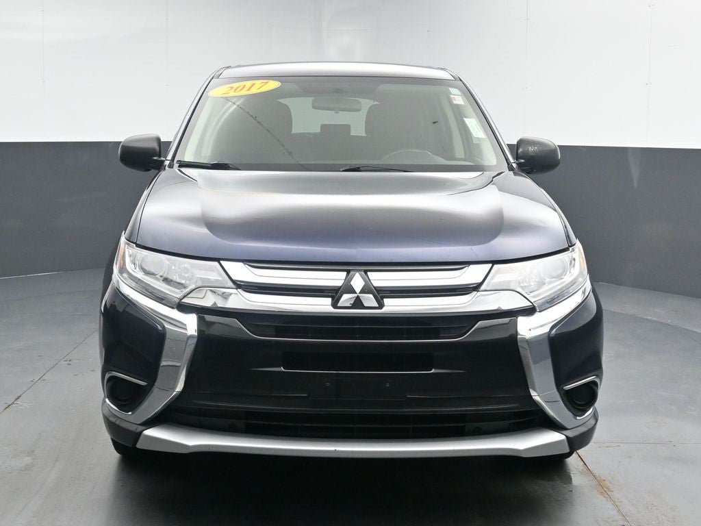 2017 Mitsubishi Outlander ES