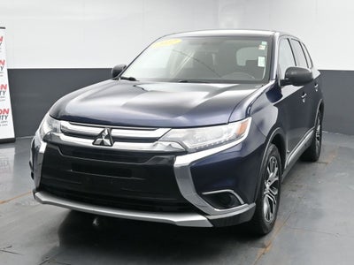 2017 Mitsubishi Outlander ES
