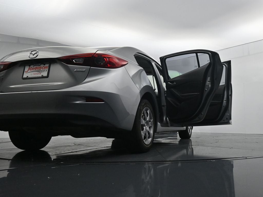2015 Mazda Mazda3 i Sport