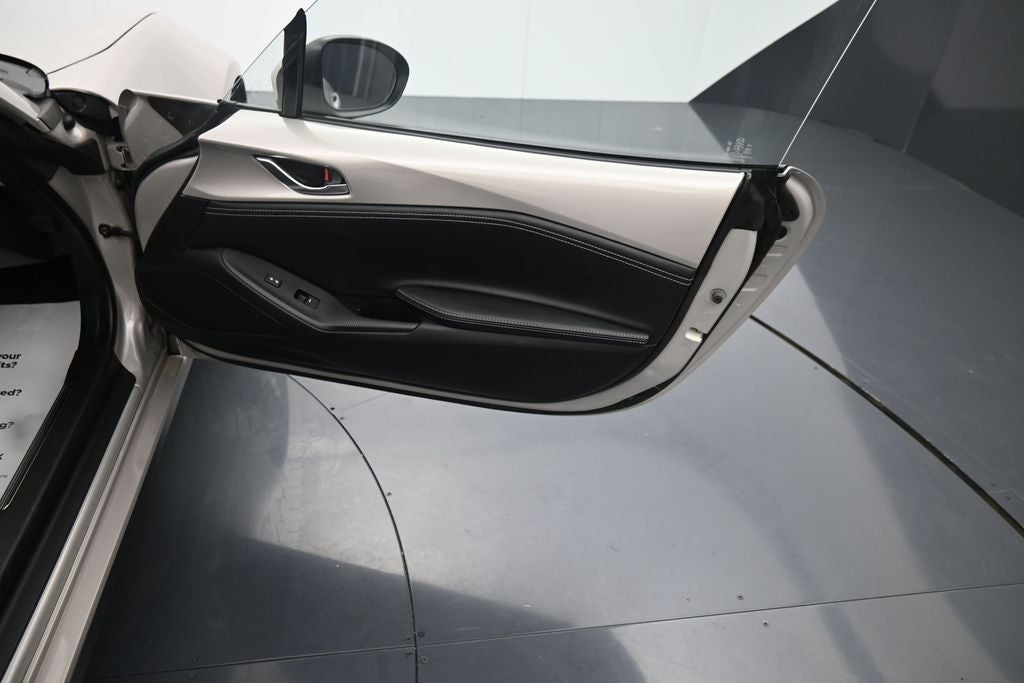 2022 Mazda Mazda MX-5 Miata RF Grand Touring