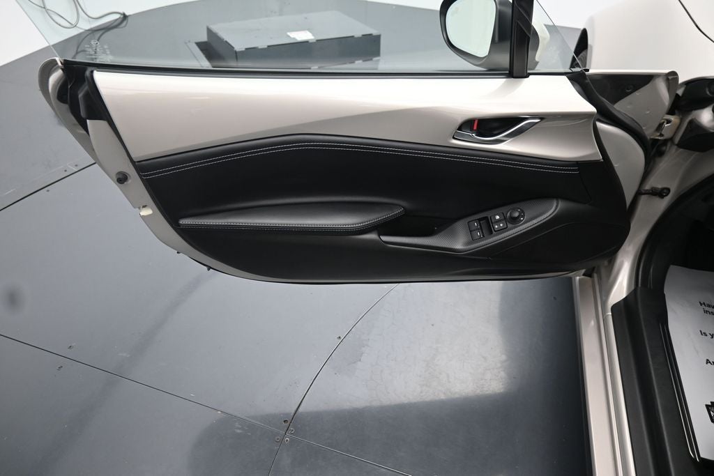 2022 Mazda Mazda MX-5 Miata RF Grand Touring