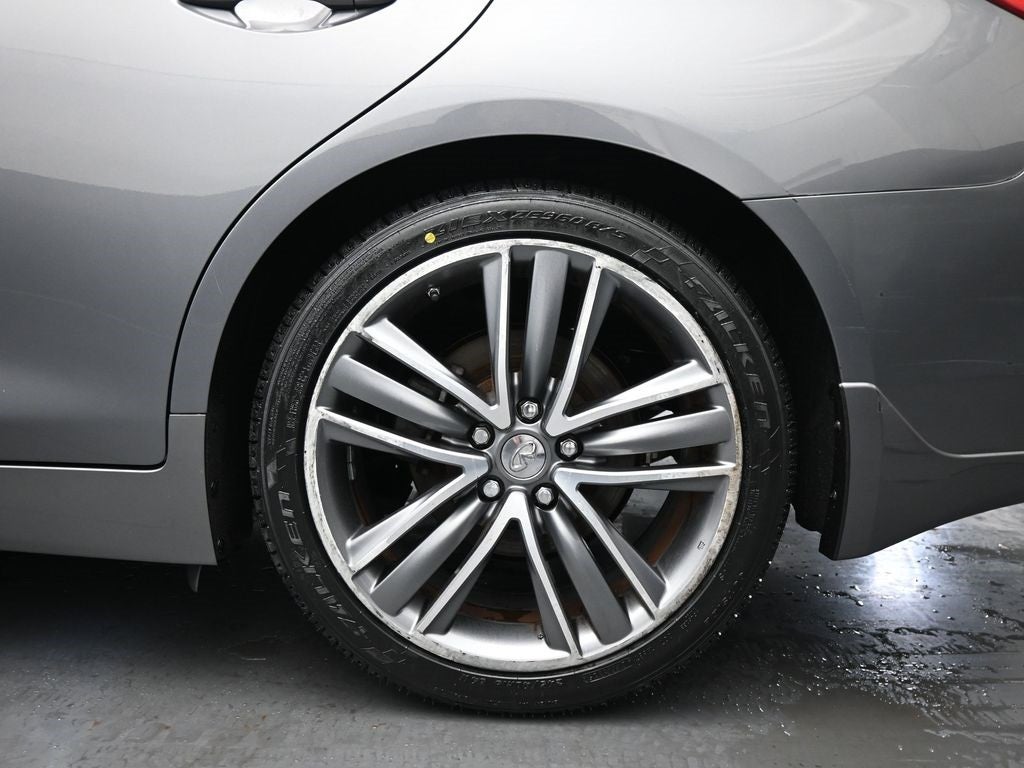 2016 INFINITI Q50 Base