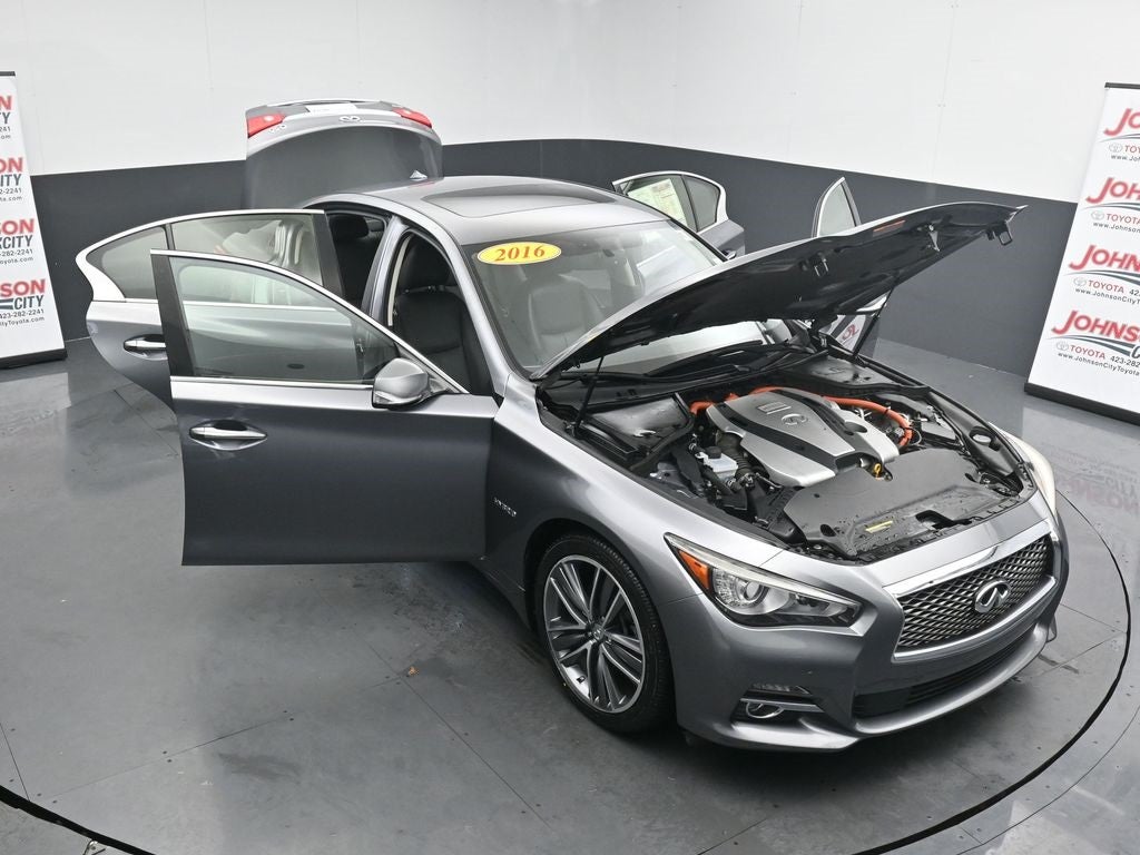 2016 INFINITI Q50 Base