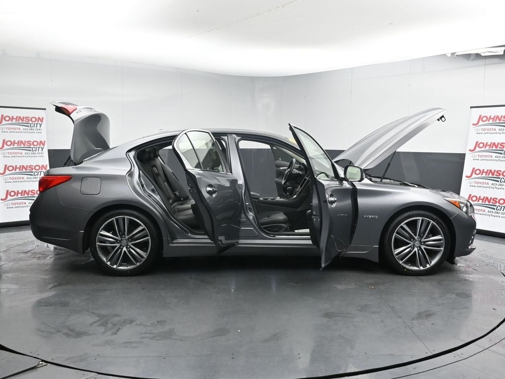 2016 INFINITI Q50 Base