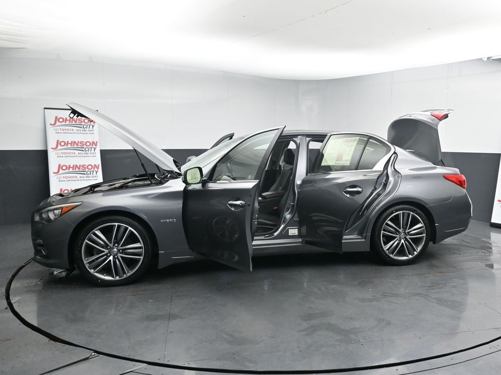 2016 INFINITI Q50 Base