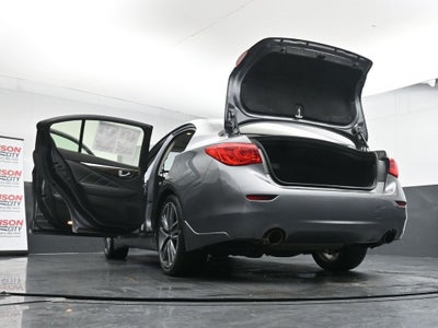 2016 INFINITI Q50 Base