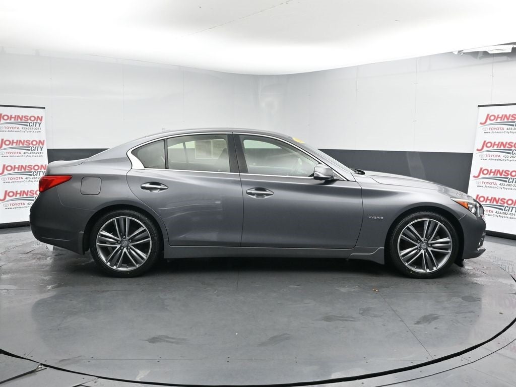 2016 INFINITI Q50 Base
