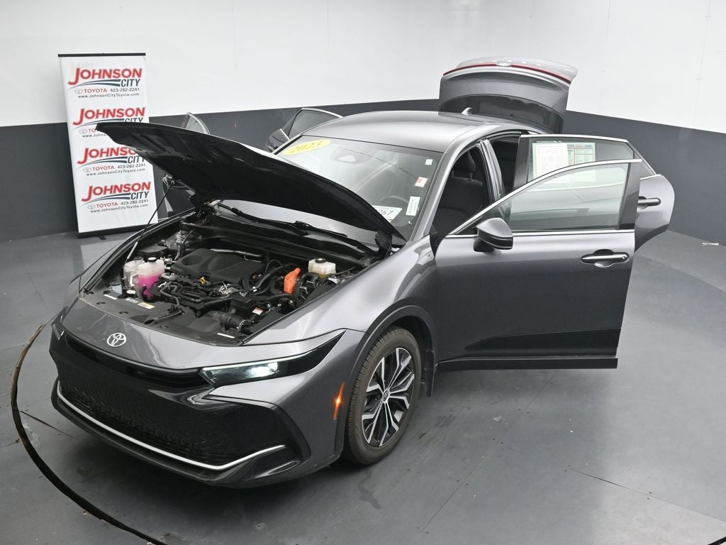 2023 Toyota Crown XLE