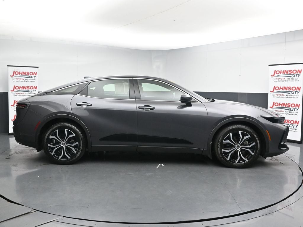 2023 Toyota Crown XLE