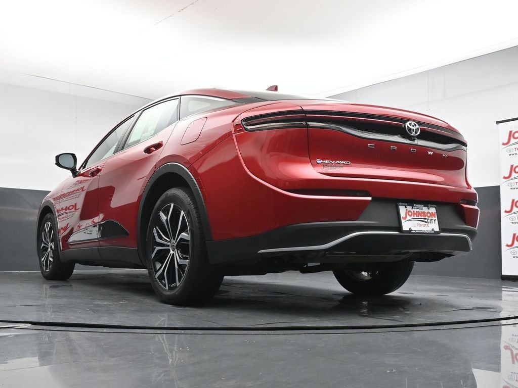 2024 Toyota Crown XLE