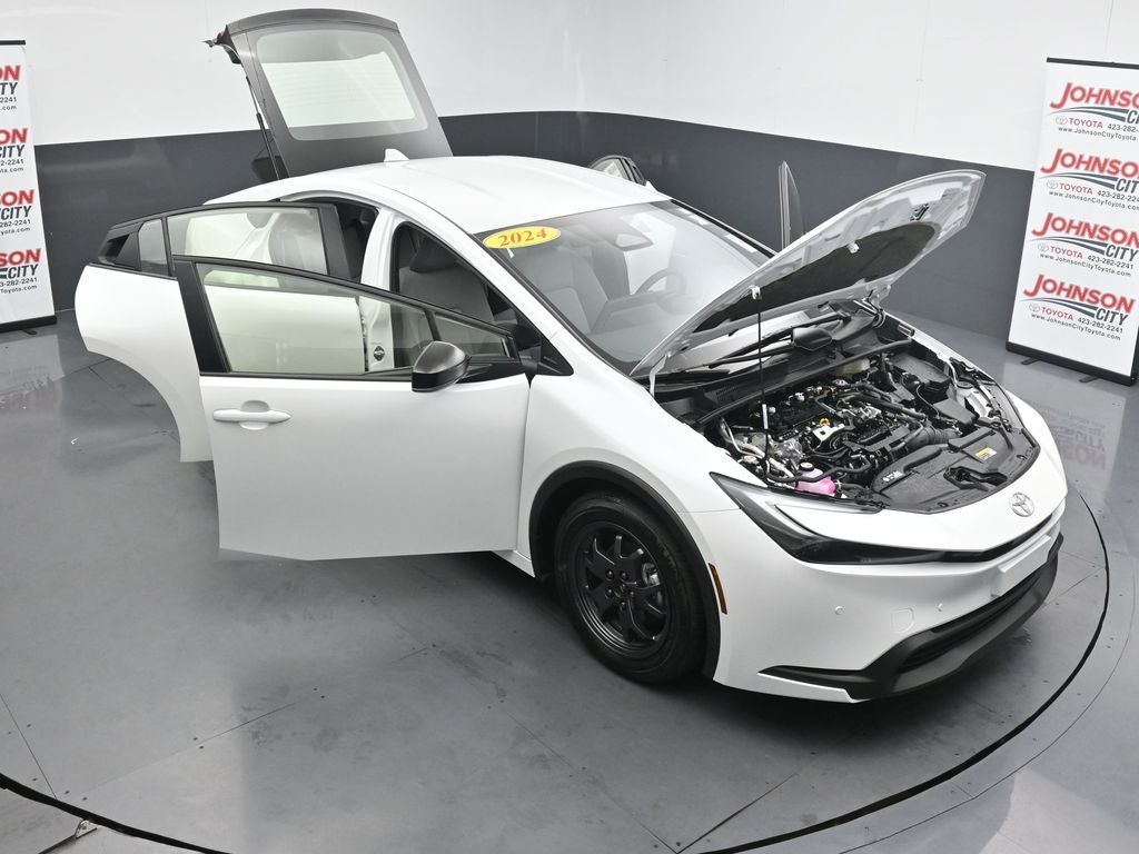 2024 Toyota Prius LE