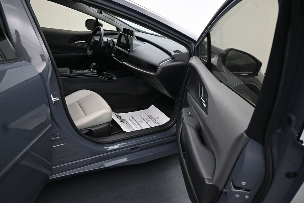 2024 Toyota Prius XLE