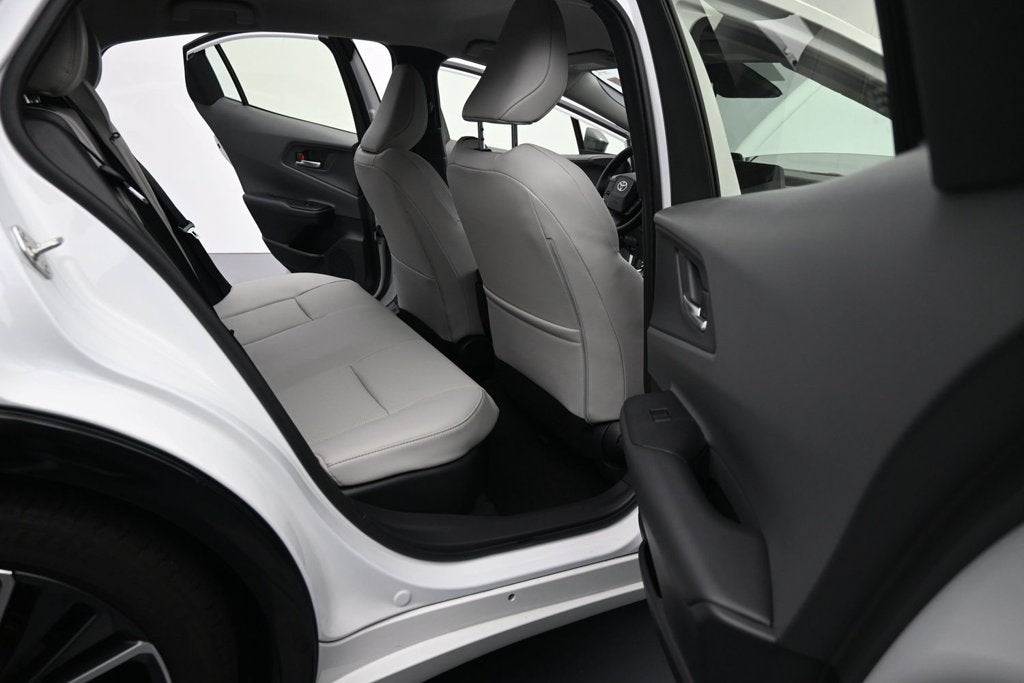 2024 Toyota Prius XLE