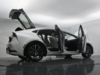 2024 Toyota Prius XLE