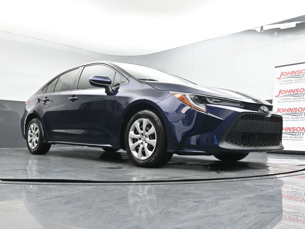 2022 Toyota Corolla LE WITH LEATHER!