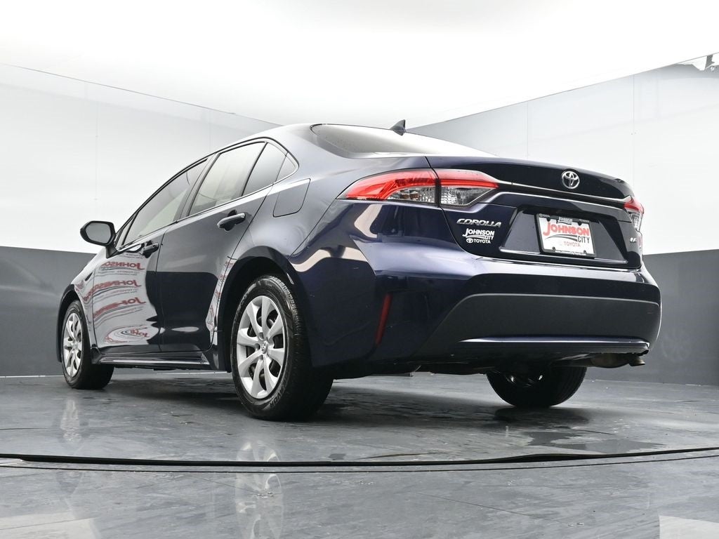2022 Toyota Corolla LE WITH LEATHER!