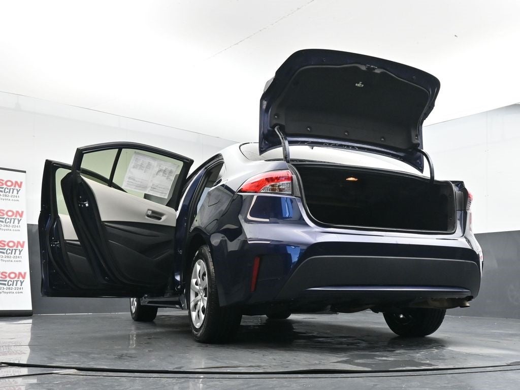 2022 Toyota Corolla LE WITH LEATHER!