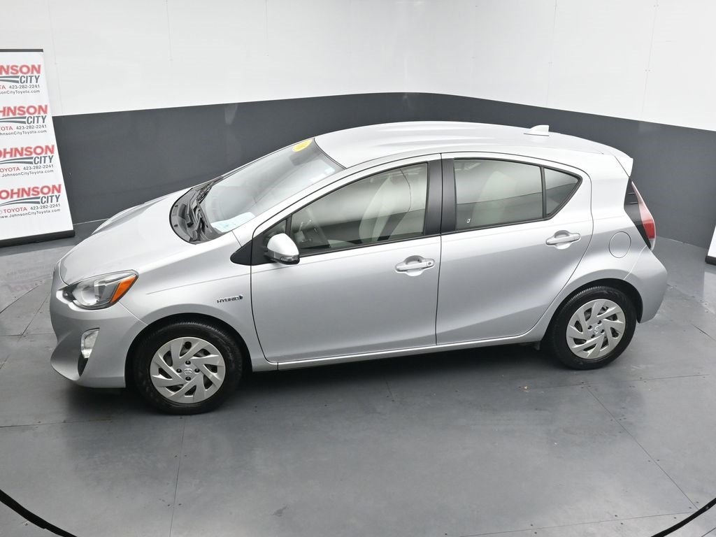 2016 Toyota Prius c One