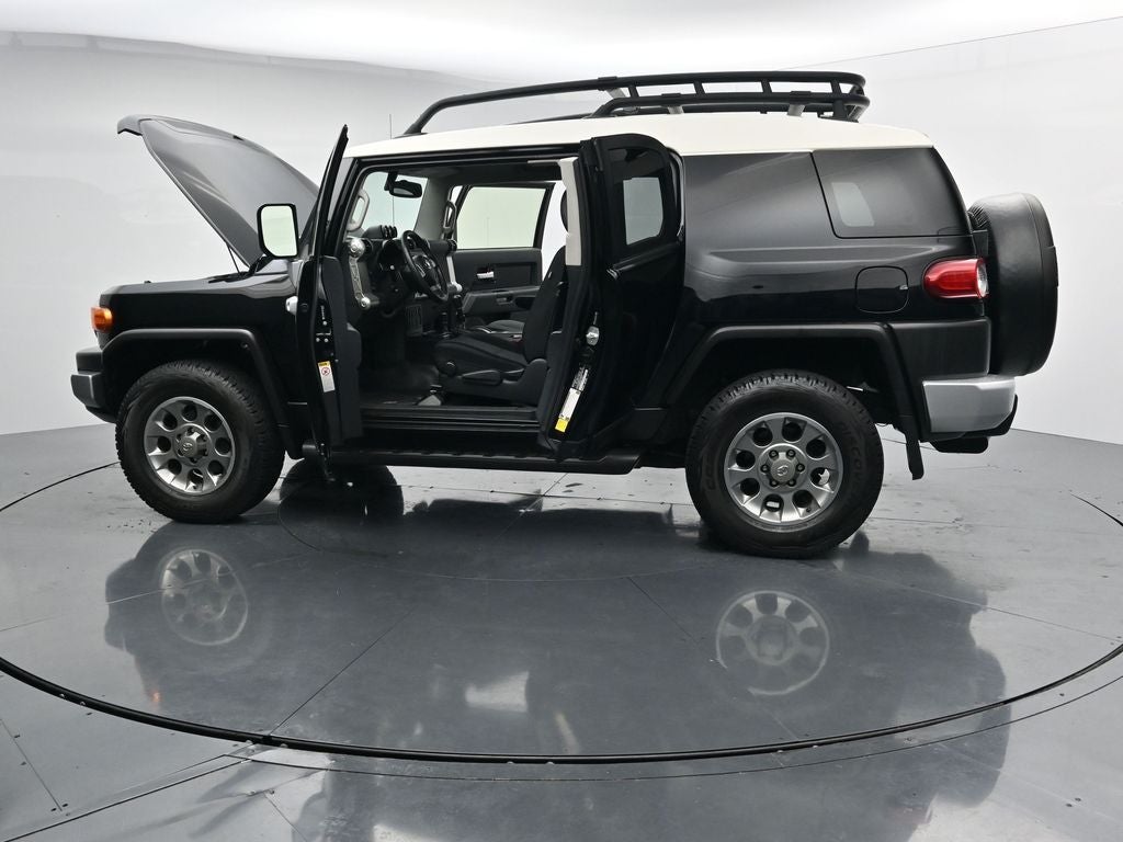 2013 Toyota FJ Cruiser Base