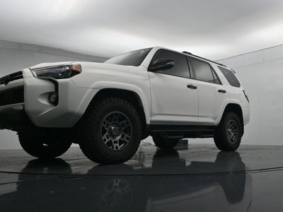 2020 Toyota 4Runner Venture