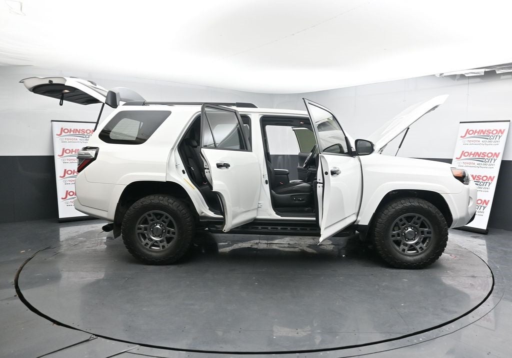 2020 Toyota 4Runner Venture