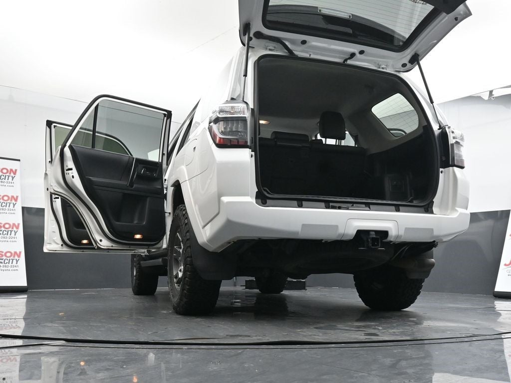 2020 Toyota 4Runner Venture