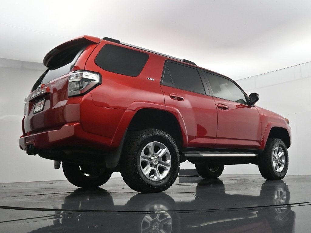 2022 Toyota 4Runner SR5