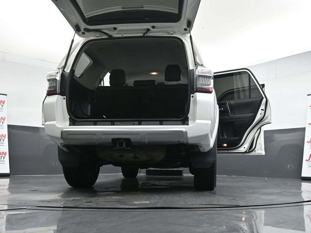 2022 Toyota 4Runner TRD Off-Road