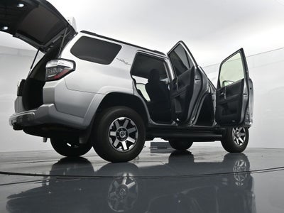 2022 Toyota 4Runner TRD Off-Road